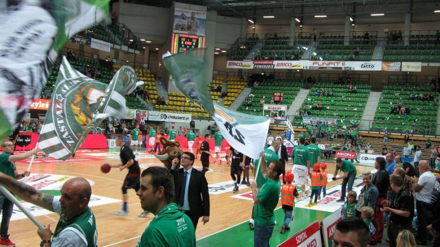 Piątkowy półfinał Tauron Basket Ligi z Energą Czarnymi Słupsk z DZIECIĘCĄ ESKORTĄ EKONBUD-FADOM! 